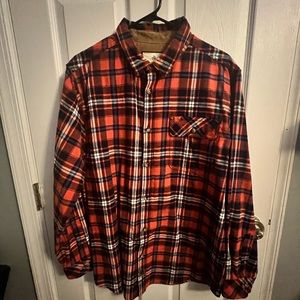 Men’s plaid long sleeve top medium(runs large)